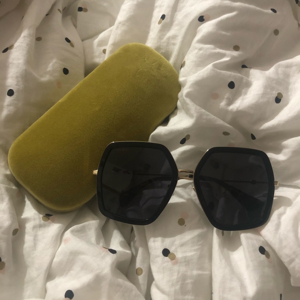 BNWT Gucci Urban Sunglasses GG0106S